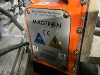 Hitachi / magtron magnetische boormachine - afbeelding 5 van  6