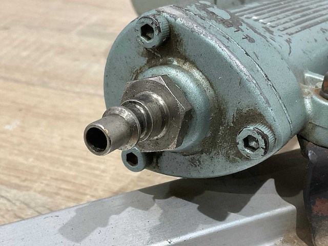 Hitachi nr83aa pneumatische tacker - afbeelding 7 van  8