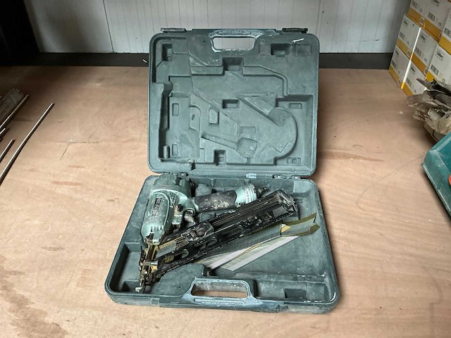 Hitachi nt 65ma4(s) pneumatische tacker - afbeelding 1 van  3