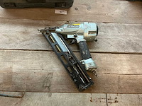 Hitachi nt65ma4(s) pneumatische tacker - afbeelding 3 van  4