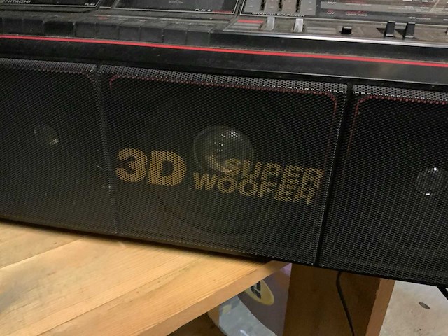 Hitachi radio draagbaar vintage - afbeelding 2 van  4