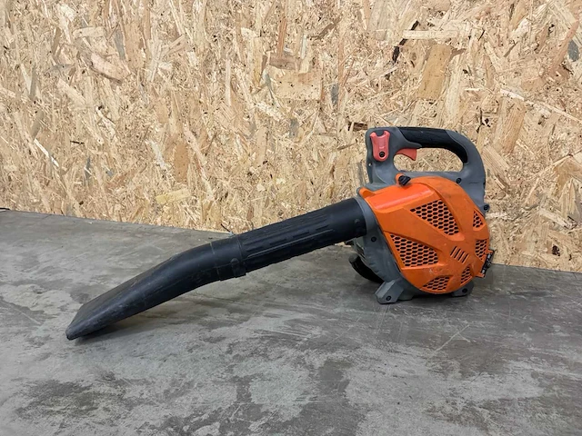 Hitachi rb 24e bladblazer - afbeelding 1 van  10