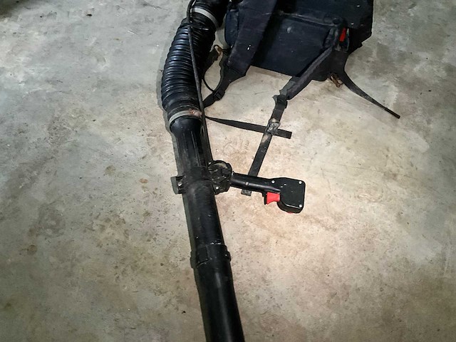 Hitachi rb65 ef bladblazer - afbeelding 3 van  7