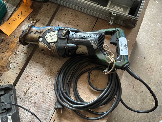Hitachi reciprozaag - afbeelding 1 van  3