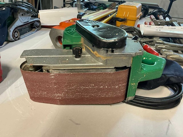 Hitachi sb-110 bandschuurmachine - afbeelding 3 van  3
