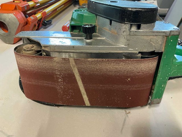 Hitachi sb-110 bandschuurmachine - afbeelding 4 van  5