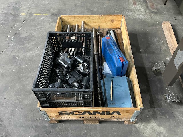 Hitachi seiki - hitec-turn, ht-20-r iii - cnc lathe - 1999 - afbeelding 7 van  18