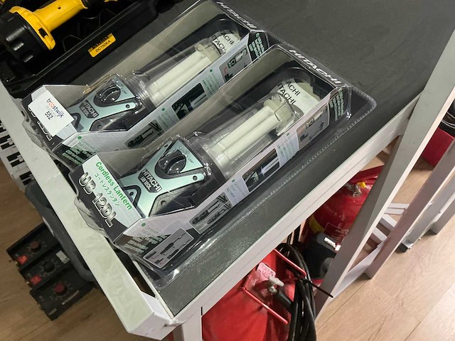 Hitachi ub 12dl accu lamp (2x) - afbeelding 2 van  3