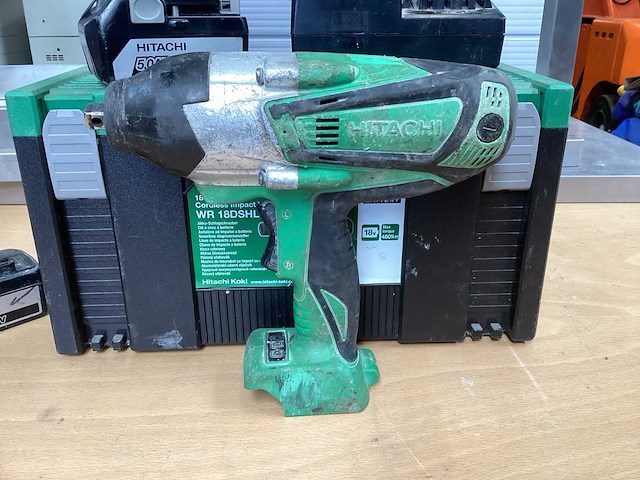 Hitachi wr 18dshl slagmoersleutel 1/2” incl. 2x bsl 1850 accu’s + uc 18yfsl acculader + koffer - afbeelding 4 van  10