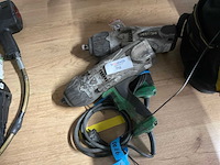 Hitachi wr 33sa slagmoersleutel (2x) - afbeelding 1 van  4