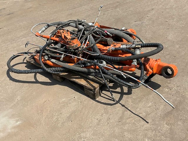 Hitachi zaxis 210 graafmachine onderdelen - afbeelding 2 van  4