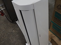 Hitachi - afbeelding 4 van  5