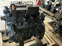 Hitachi/yanmar 3tnv76-nhb dieselmotor - afbeelding 2 van  10