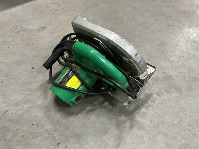 Hitatchi 235mm cirkelzaagmachine - afbeelding 4 van  5