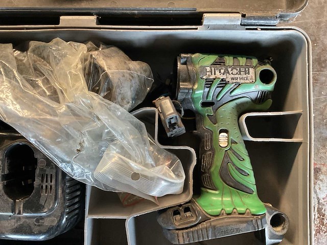 Hitatchi wr 14dl slagmoersleutel - afbeelding 2 van  3