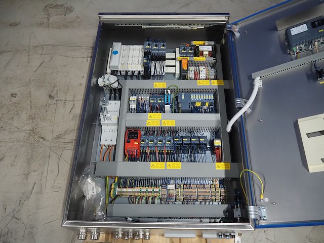 Hitec bv - afbeelding 14 van  24