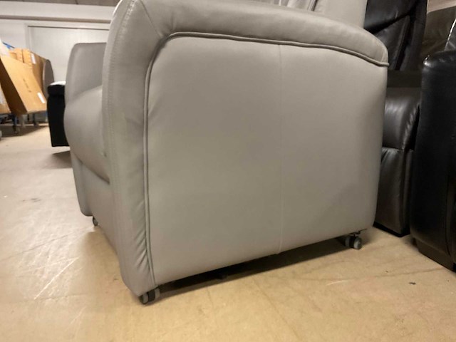 Hjort elektrische relax fauteuil - afbeelding 8 van  10