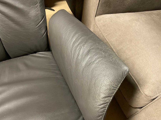 Hjort knudsen lederen draaifauteuil - afbeelding 2 van  12