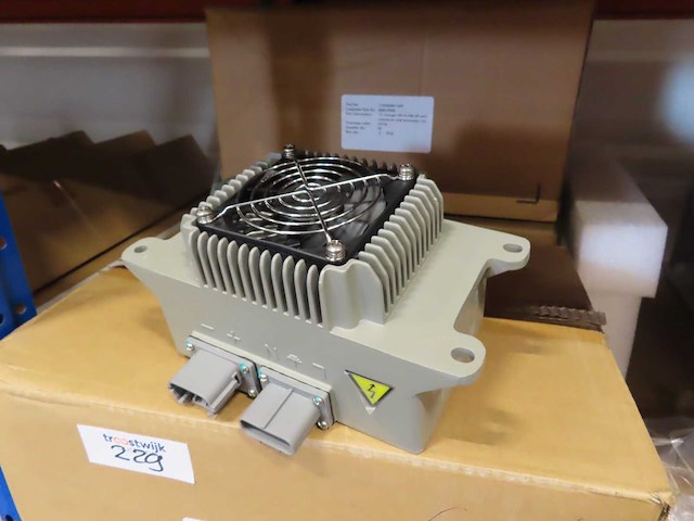 Hk-h-h66-25 - tc charger (6x) - afbeelding 1 van  3