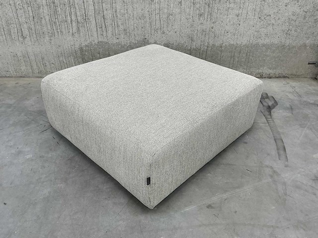 Hk living - poef - afbeelding 1 van  2