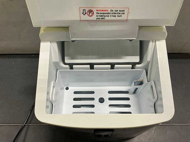 Hkoenig ijsblokjes machine - afbeelding 3 van  5