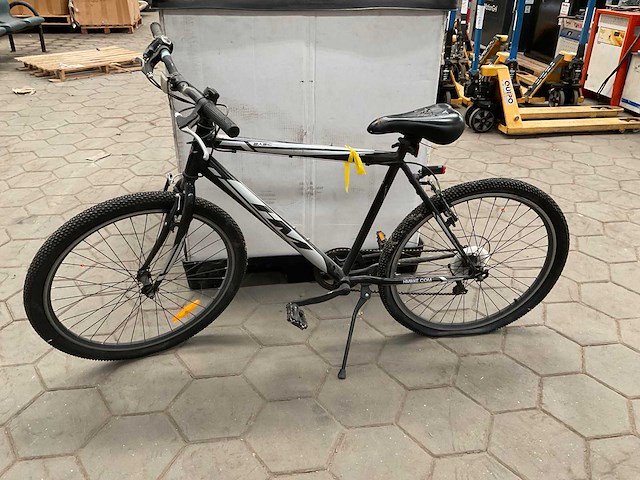 Hm mountainbike - afbeelding 1 van  4