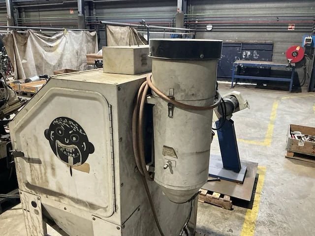 Hmb sbc 420 straalcabine - afbeelding 4 van  7