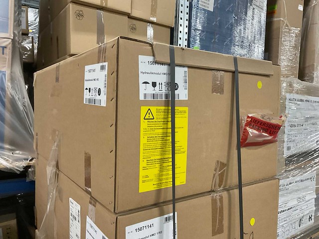 Hmd 1/re hydrauliek module - afbeelding 1 van  2