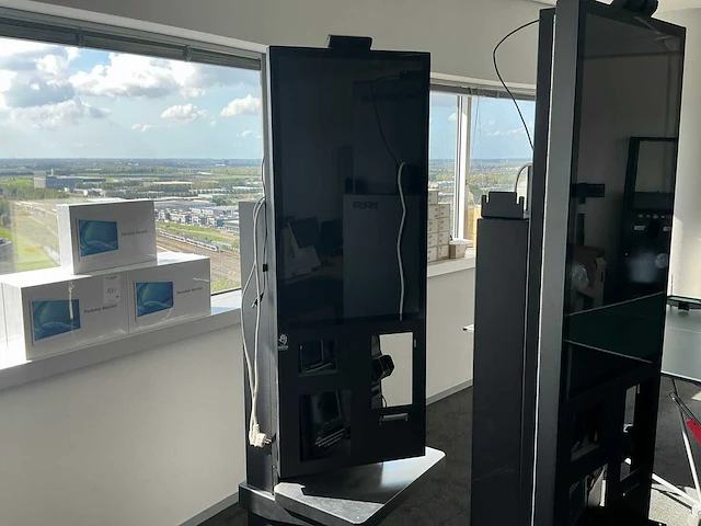H@nd essence zelfservice kiosk (4x) - afbeelding 14 van  18