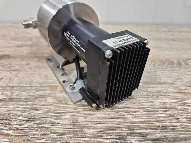 Hnp mikrosystems - mzr 7255 micro doseerpomp - afbeelding 4 van  5