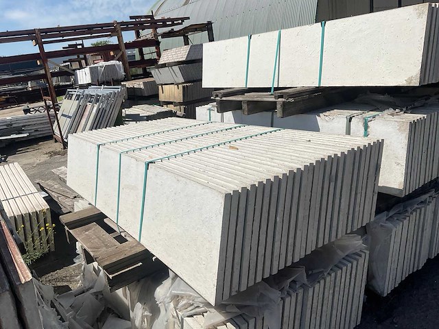 Hns betonschutting plaat (180x) - afbeelding 1 van  1