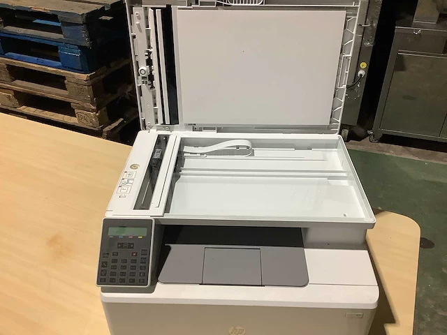 Ho - coler laser jet pro map - m183fw - printer & scanner - afbeelding 3 van  6