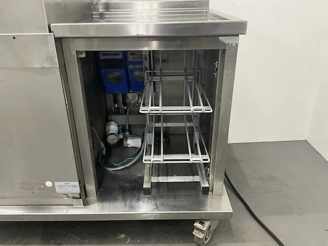 Hobart - amx-10a - mobiele korvenvaatwasmachine - afbeelding 8 van  11