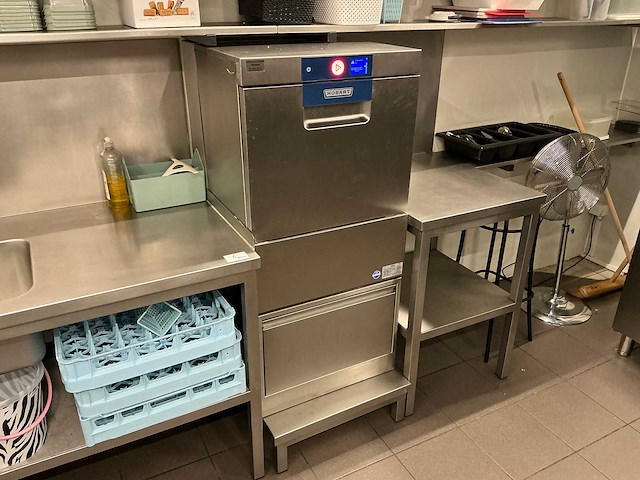Hobart - fx-10b - korvenvaatwasmachine - afbeelding 1 van  6