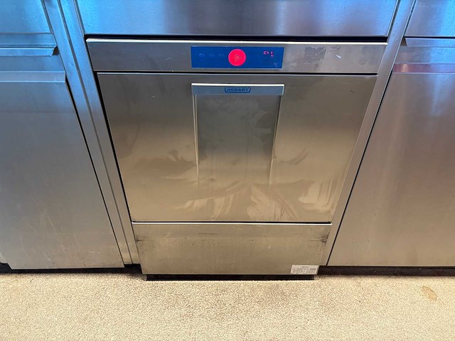 Hobart - fxs-70n - korvenvaatwasmachine - afbeelding 2 van  7