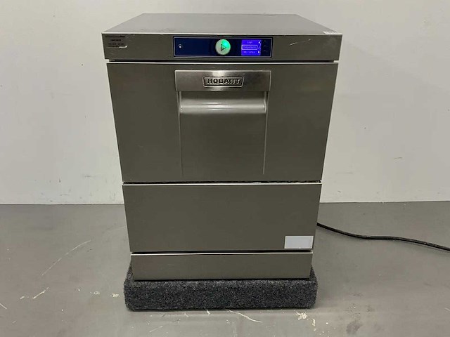 Hobart - korvenvaatwasmachine met osmose - afbeelding 3 van  4
