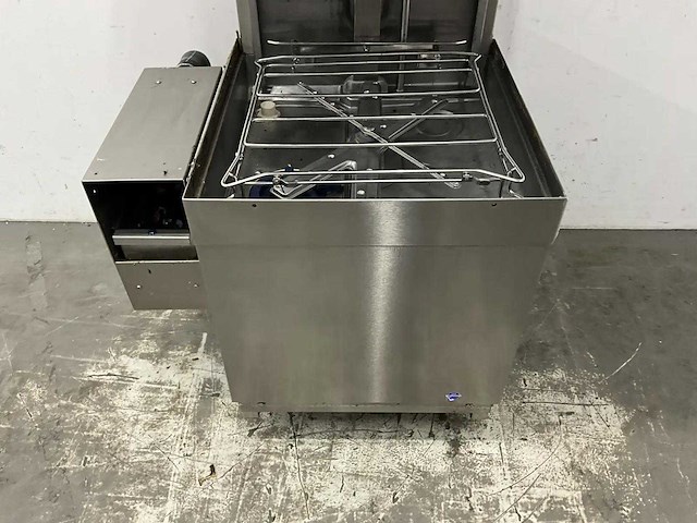 Hobart - premax - korvenvaatwasmachine - afbeelding 3 van  11