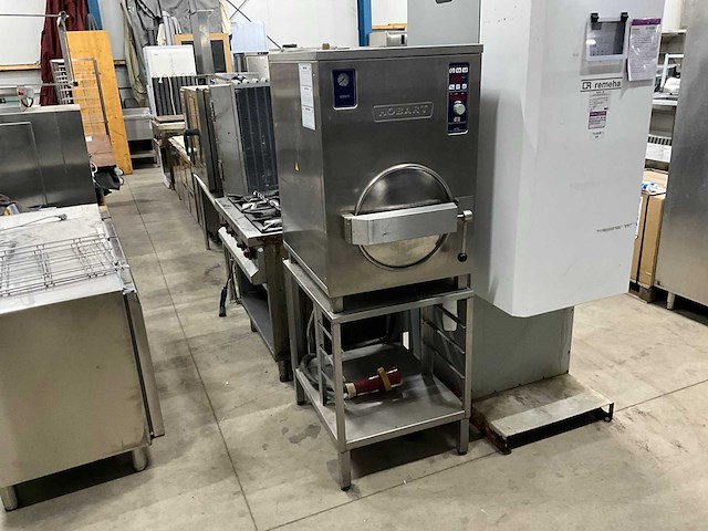 Hobart 304g hogedruk oven - afbeelding 1 van  6
