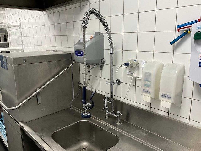 Hobart amxs-10b korvenvaatwasmachine - afbeelding 9 van  11