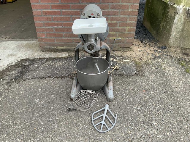 Hobart ce 100 planeetmenger/gehaktmolen - inclusief accessoires - afbeelding 4 van  4