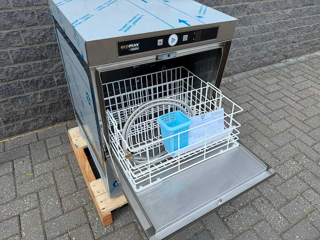Hobart ecomax - eco-g504-10c ongebruikt - korvenvaatwasmachine - afbeelding 2 van  6