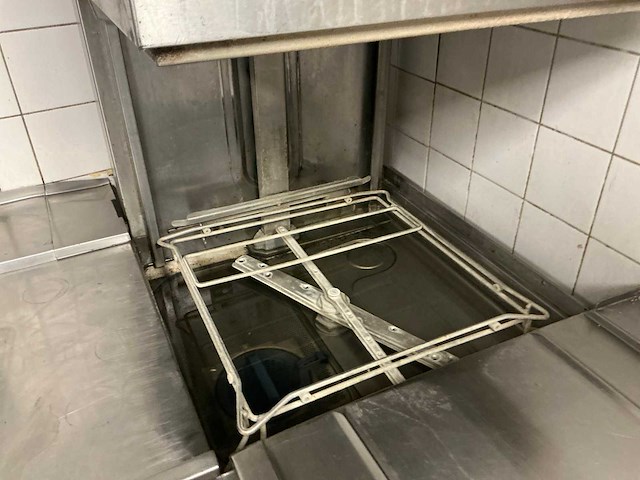 Hobart korvenvaatwasmachine - afbeelding 4 van  10