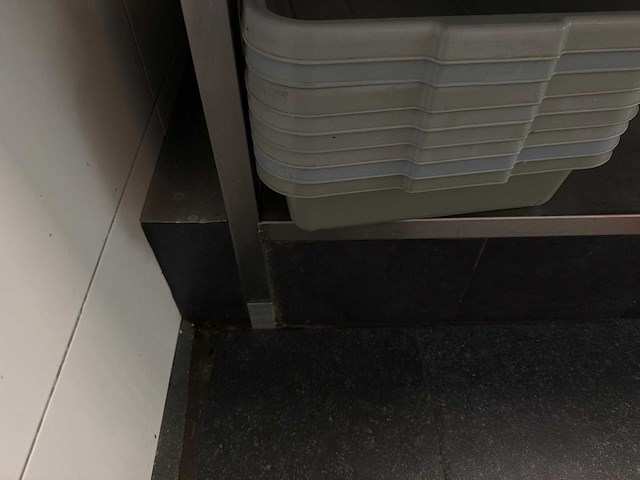 Hobart premax korvenvaatwasmachine + opstelling - afbeelding 3 van  14