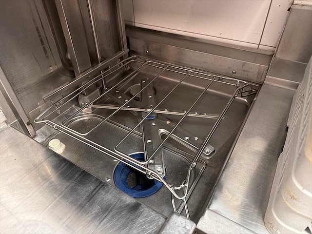 Hobart premax korvenvaatwasmachine + opstelling - afbeelding 11 van  14
