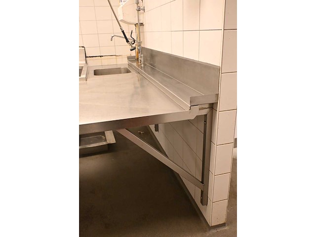 Hobart rvs aan- en afvoertafel - afbeelding 5 van  10