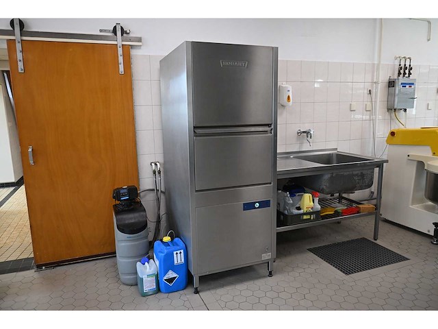 Hobart ux-10a rvs gereedschap wasmachine met lubron waterontharder - afbeelding 1 van  13