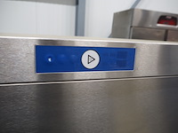 Hobart - afbeelding 2 van  13