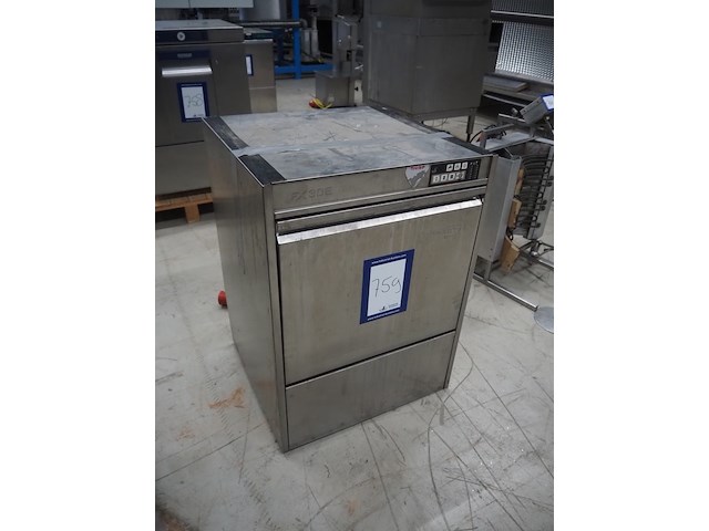 Hobart - afbeelding 2 van  8