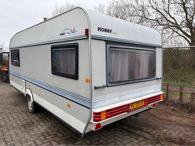 Hobby - 12 f - caravan met "dorema president" voortent - afbeelding 6 van  6