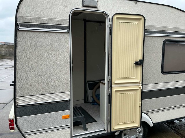 Hobby classic caravan - afbeelding 2 van  23